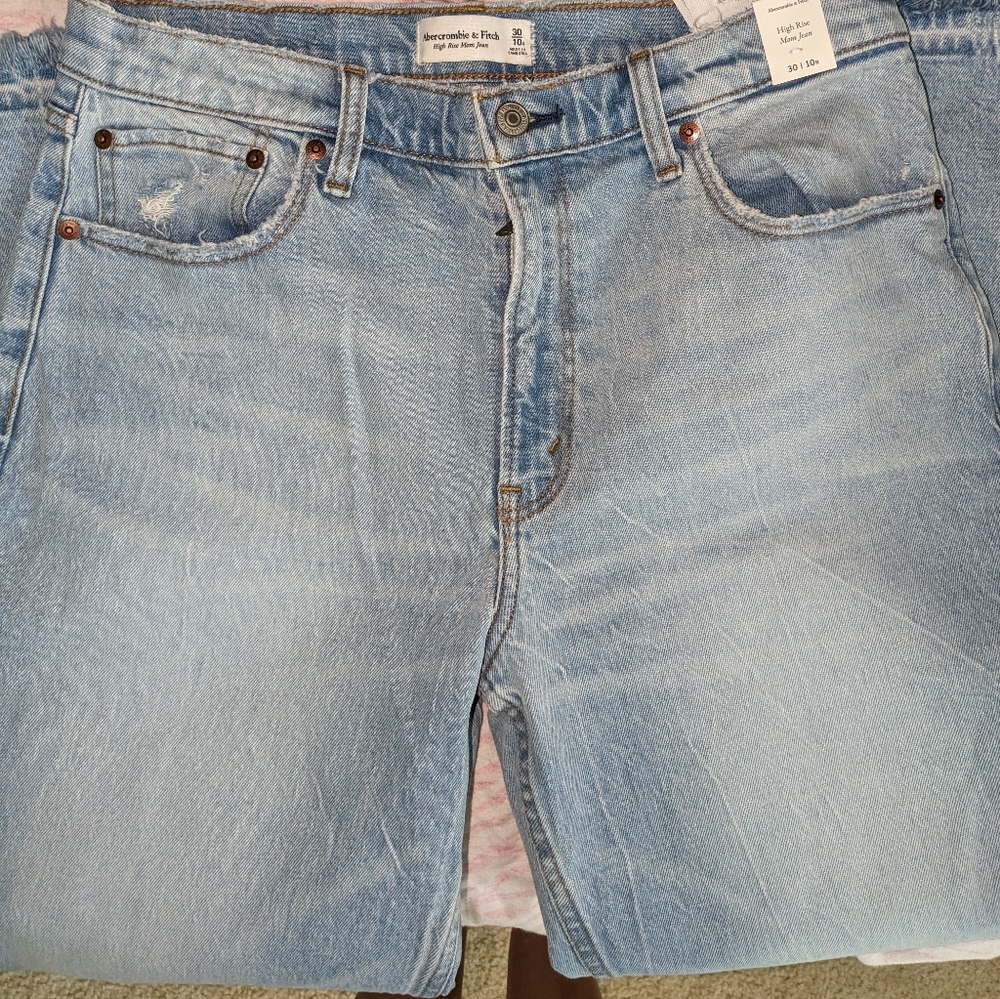 Abercrbie & Fitch Jeans